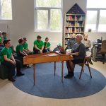 Andrejszki Judit közös éneklésre is biztatta a diákokat